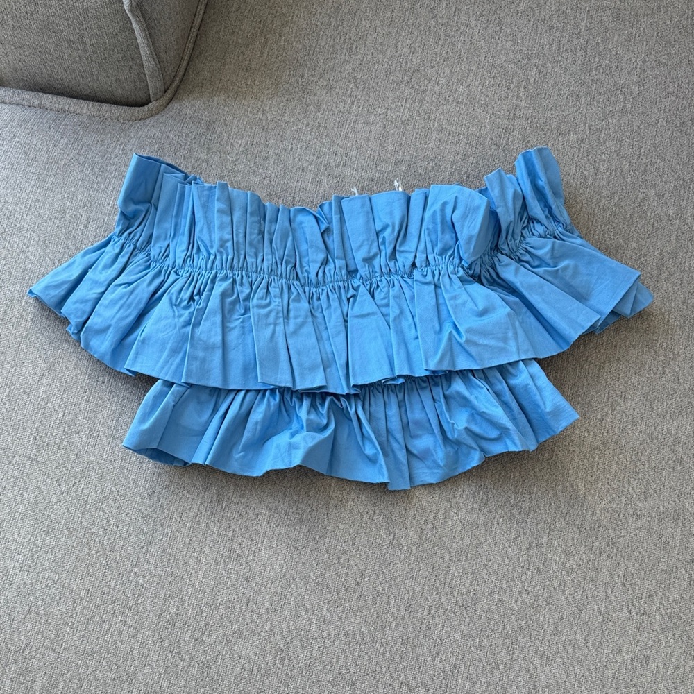 Blue crop top